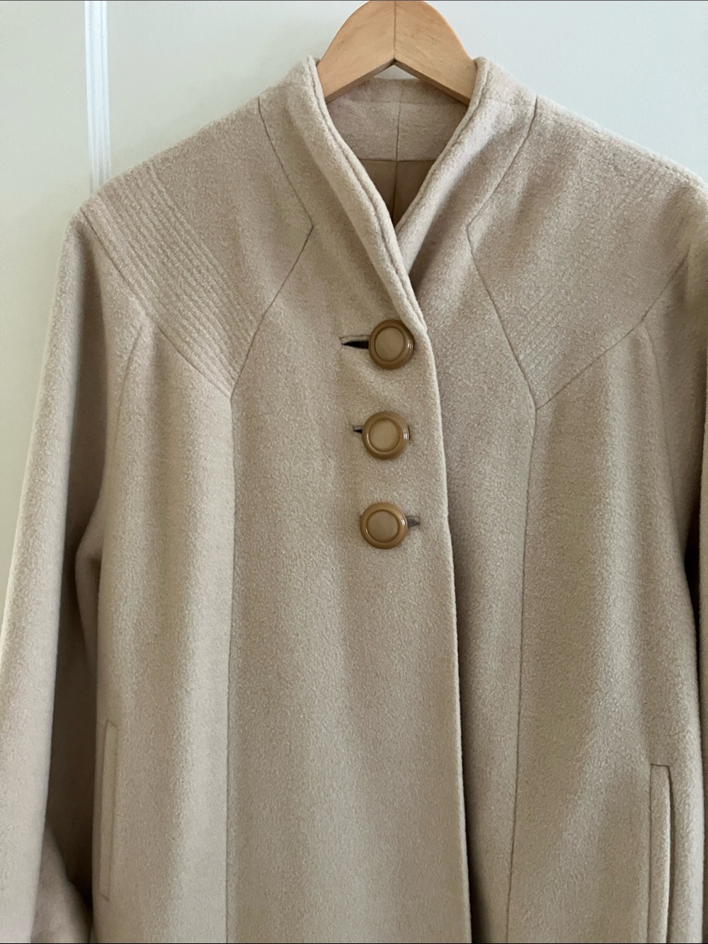 RARE! Stunning Vintage Overcoat in XL - Picture 3 of 11